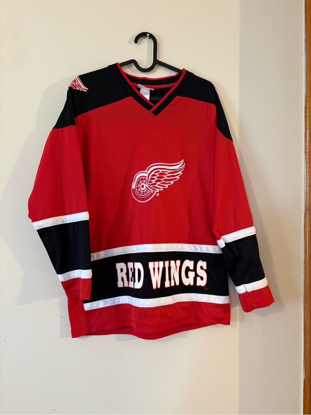 Vintage Mighty Mac Sports NHL Detroit Red Wings Kids Red Hockey Jersey Large